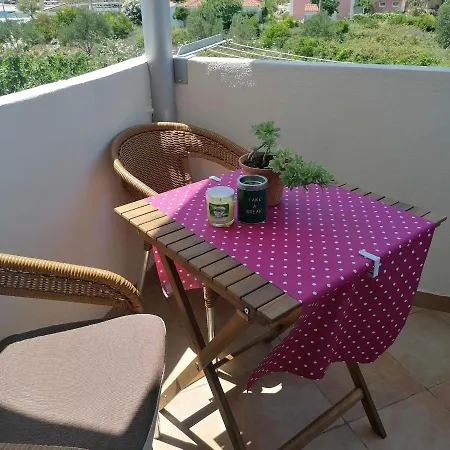 Leonora Apartamento