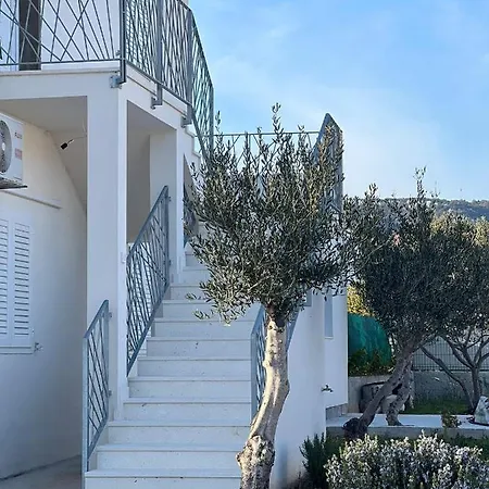 Leonora Apartamento Vinišće
